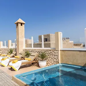 تحقق من التوفر